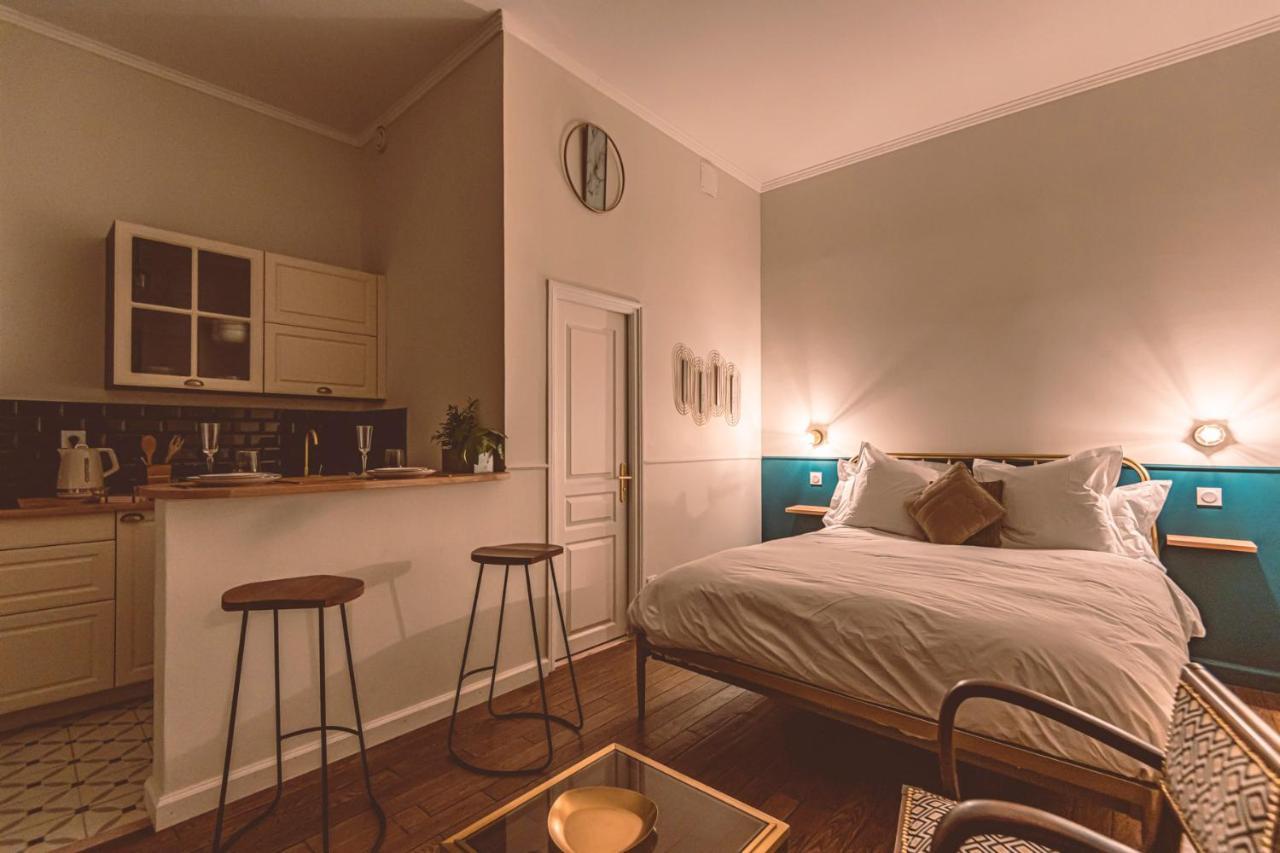 Apartamento Hyper centre : élégante terrasse privée Reims Exterior foto